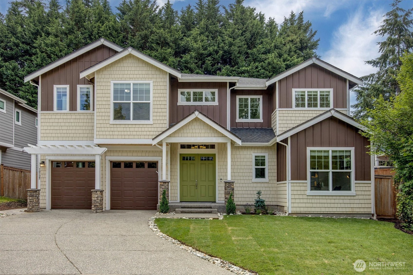10125 Northeast 147th Street Bothell, WA 98011 - Photo 2 of 40