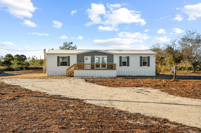 $265,900 | 21712 Northwest 274th Street, Okeechobee, FL 34972