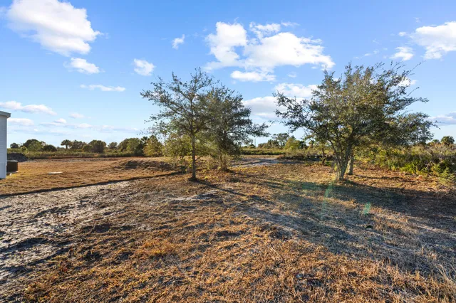 $265,900 | 21712 Northwest 274th Street, Okeechobee, FL 34972