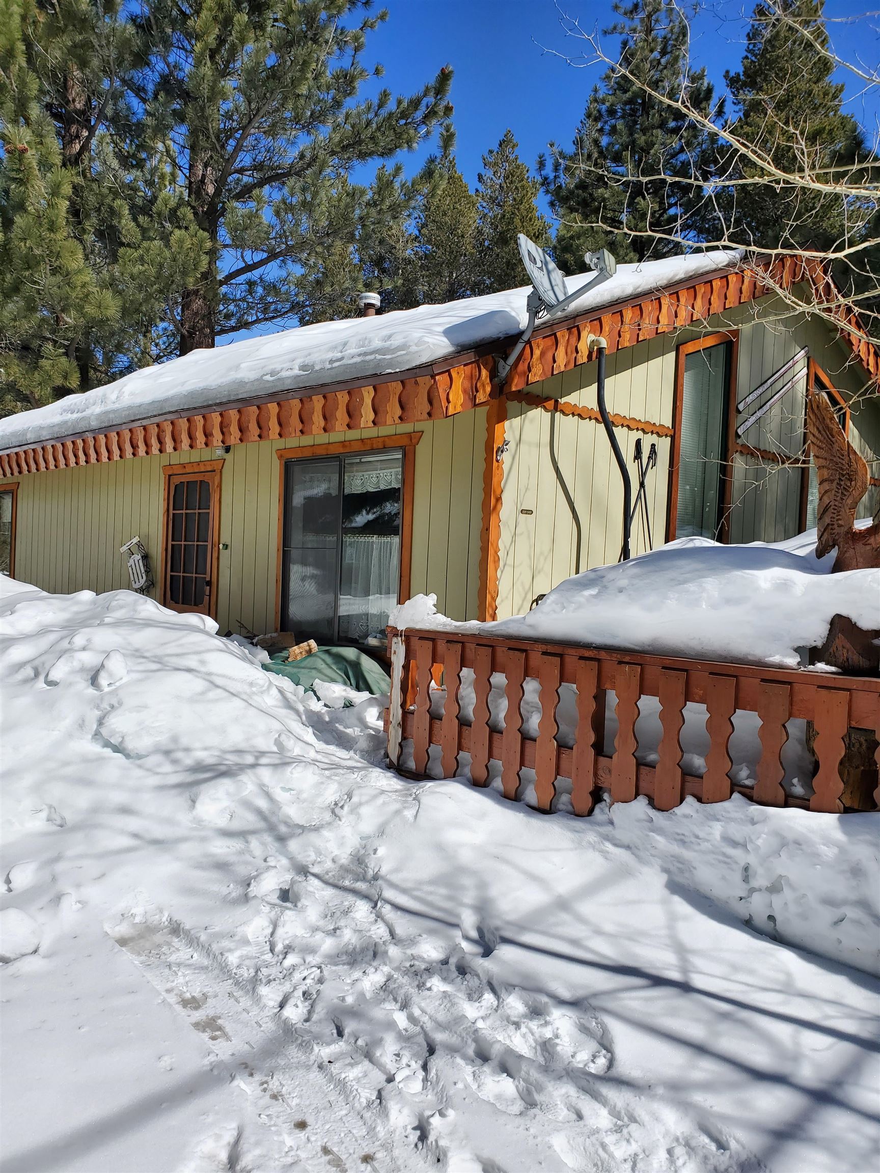 747 Minaret Road June Lake, CA 93529 - Photo 1 of 23 Gallery Image 1