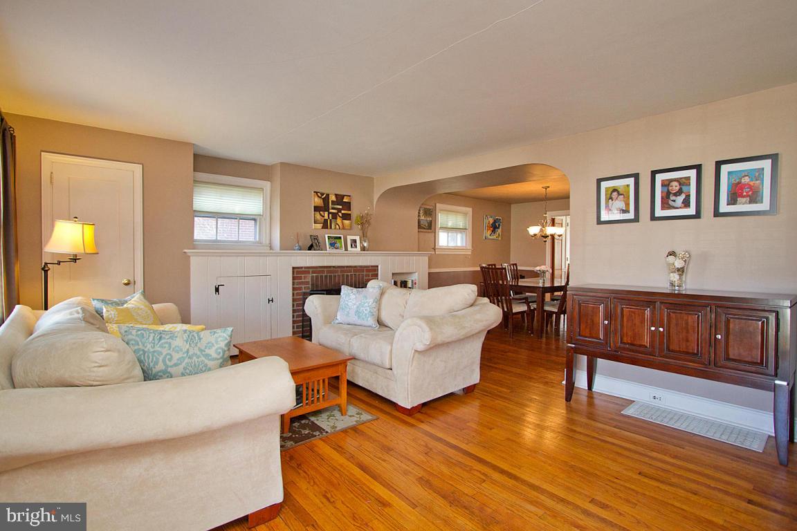 924 Pleasure Road Lancaster, PA 17601 - Photo 4 of 44 Gallery Image 4