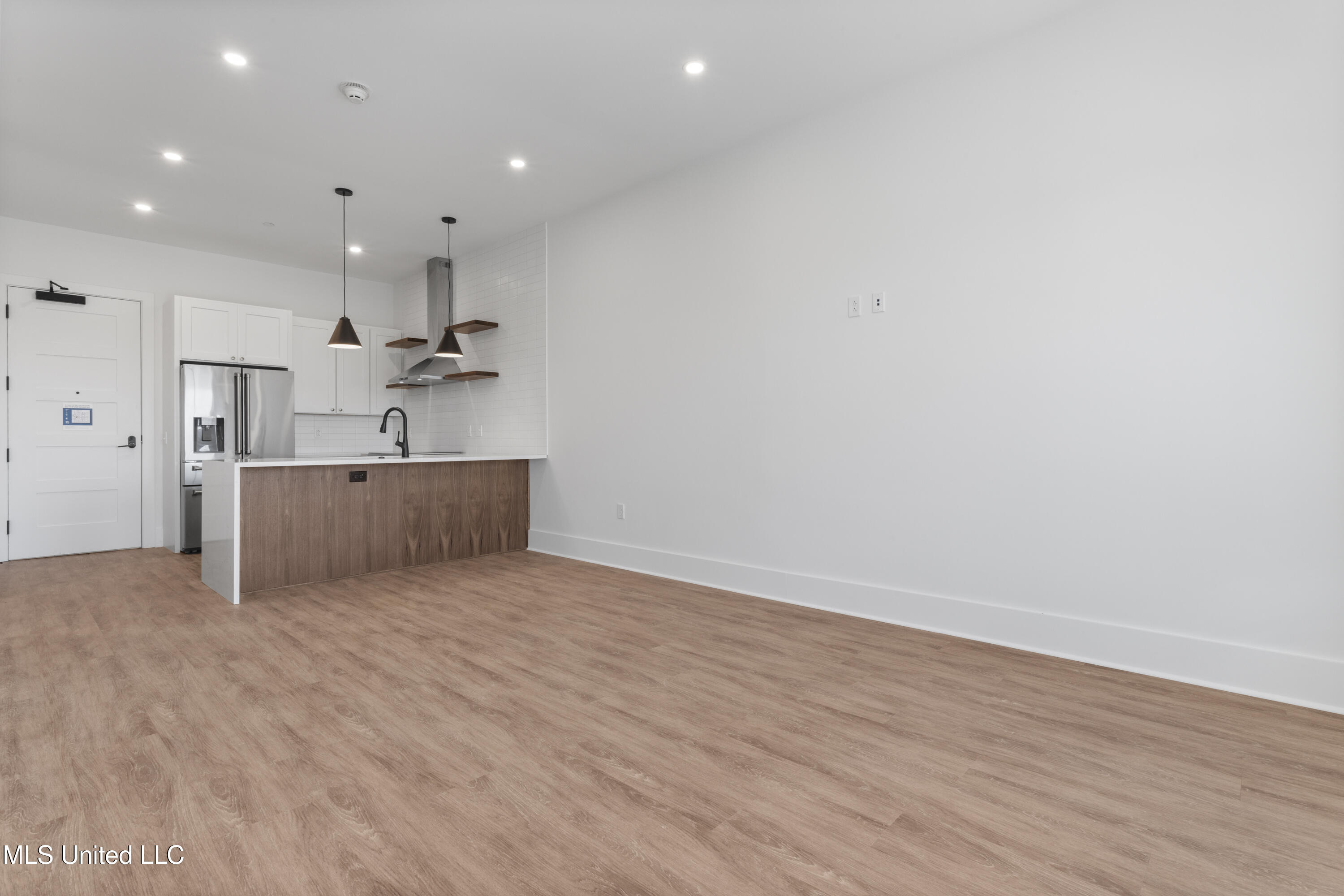 1515 Government Street, Unit A302 Ocean Springs, MS 39564 - Photo 38 of 38 Open Floor Plan