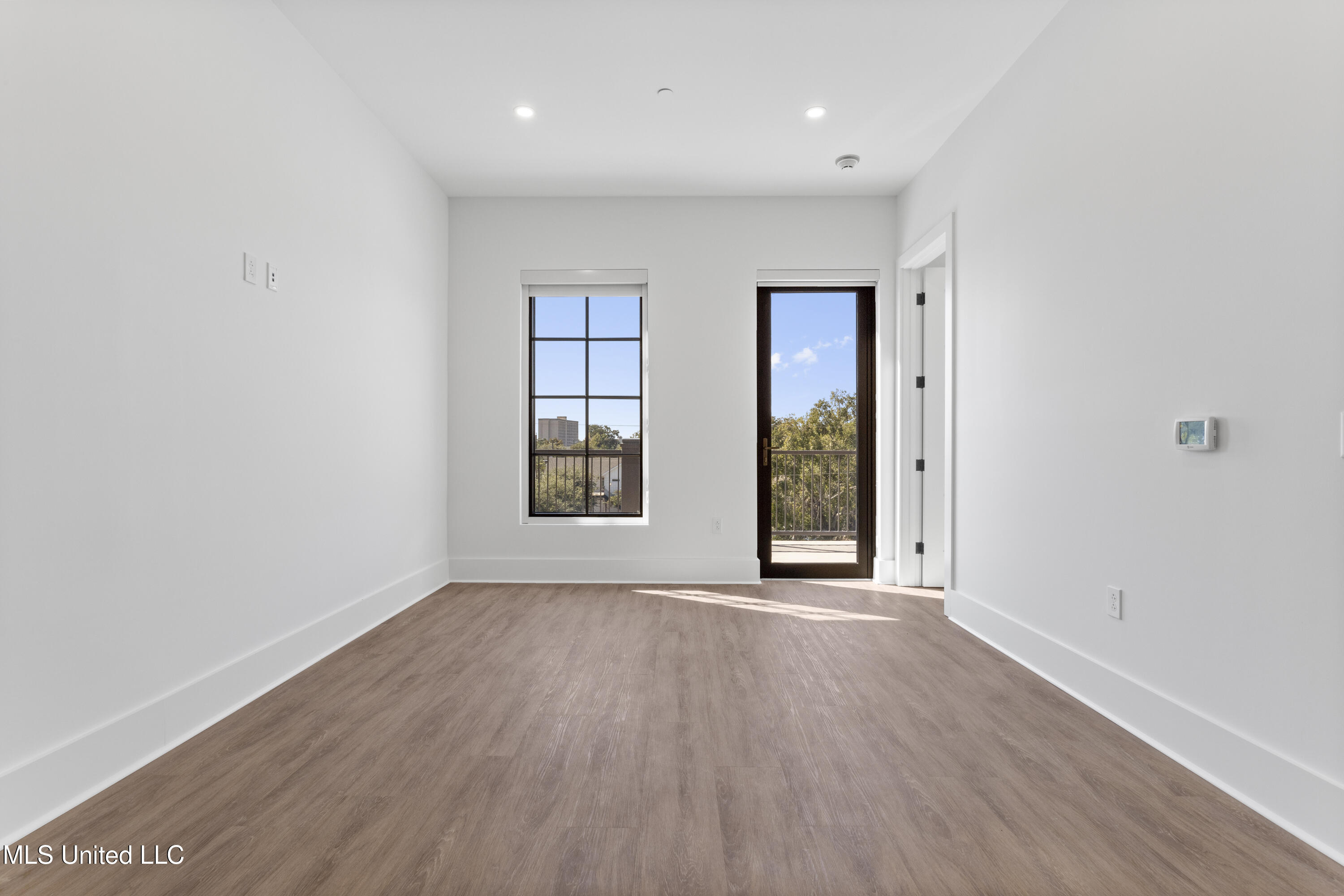 1515 Government Street, Unit A302 Ocean Springs, MS 39564 - Photo 8 of 38 Natural Lighting