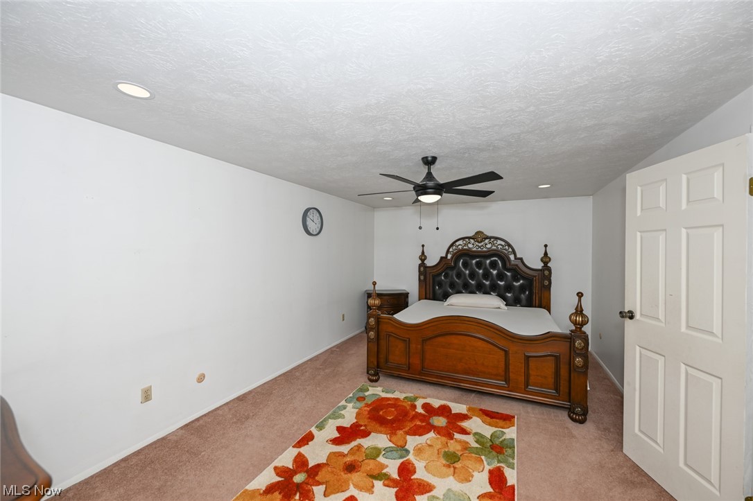 4574 Fishcreek Road Stow, OH 44224 - Photo 32 of 49 Master bedroom