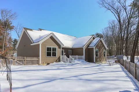 $600,000 | 13 Birch Drive, Pepperell, MA 01463