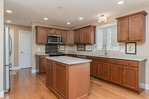 $600,000 | 13 Birch Drive, Pepperell, MA 01463