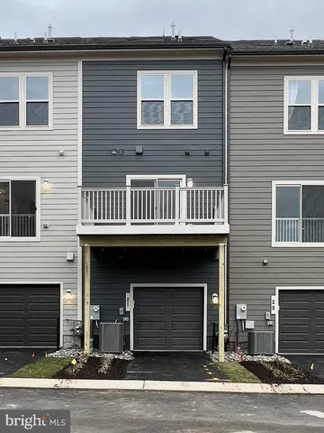 $3,900 | 21 Morrison Drive, Gaithersburg, MD 20878