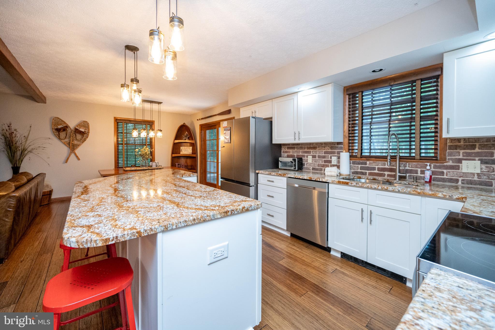 254 Middleton Road Oakland, MD 21550 - Photo 15 of 63 Gallery Image 15