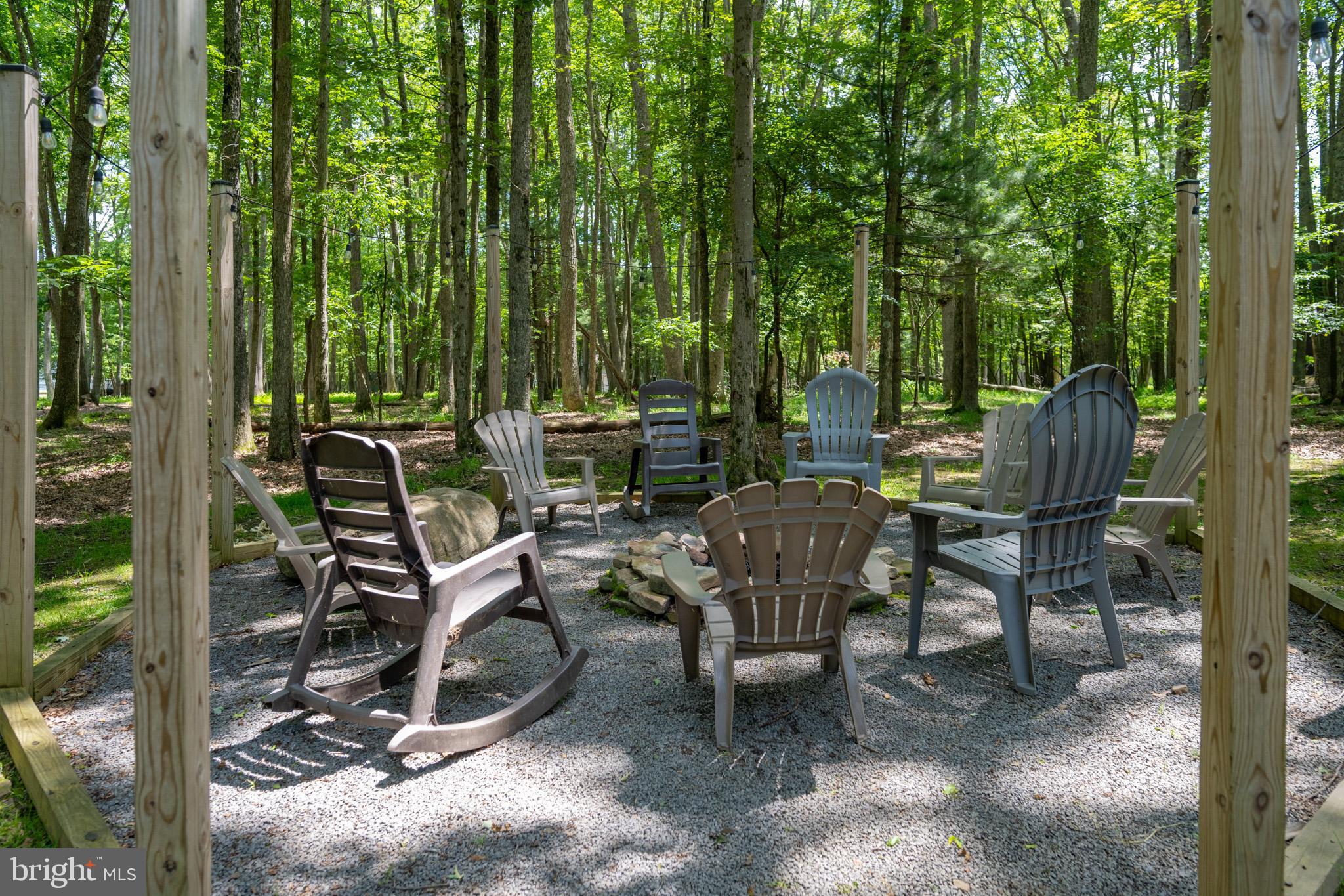 254 Middleton Road Oakland, MD 21550 - Photo 4 of 63 Gallery Image 4