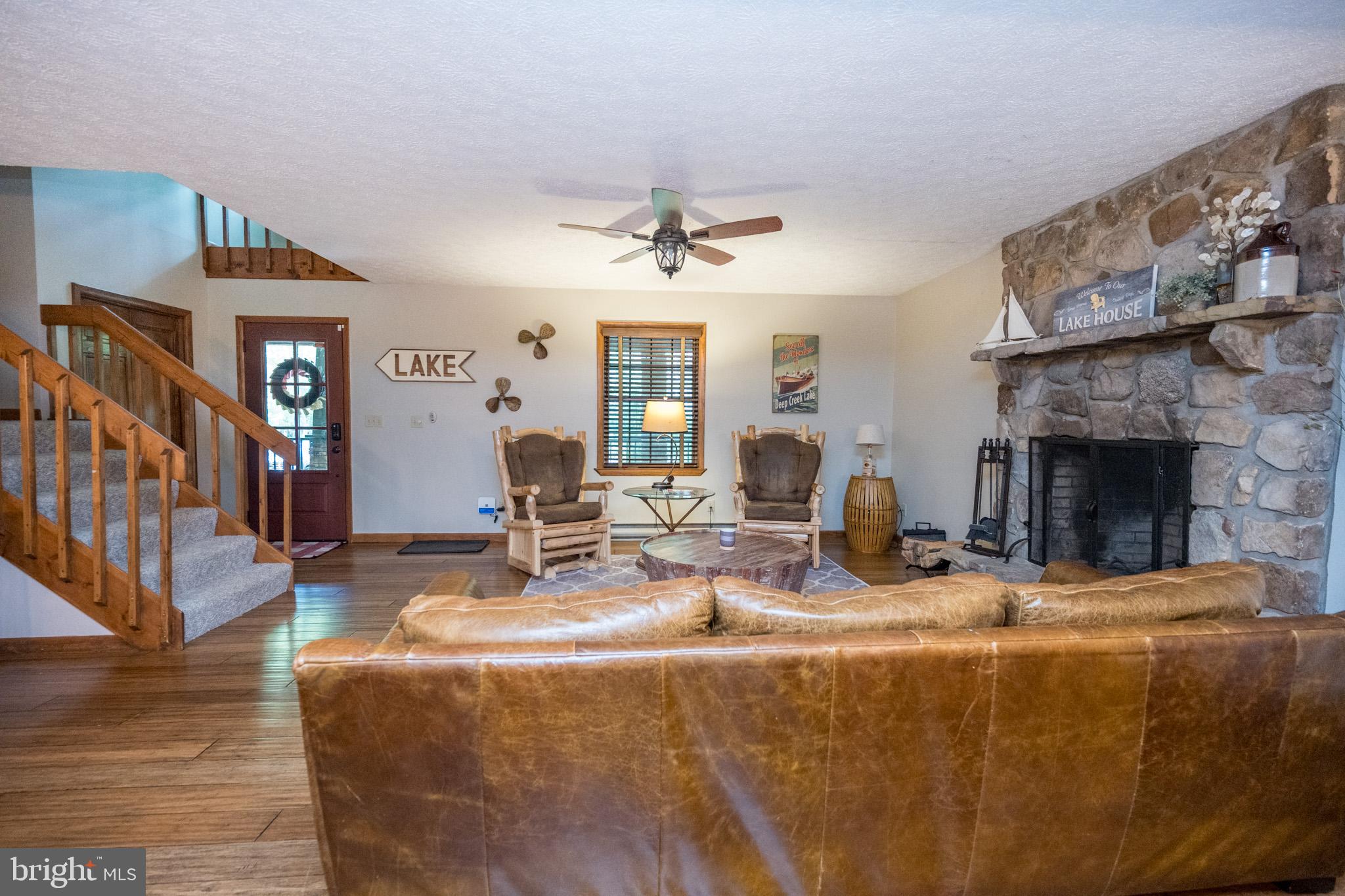 254 Middleton Road Oakland, MD 21550 - Photo 5 of 63 Gallery Image 5