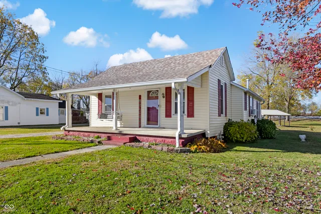 $152,000 | 1620 Jonesville Road, Columbus, IN 47201