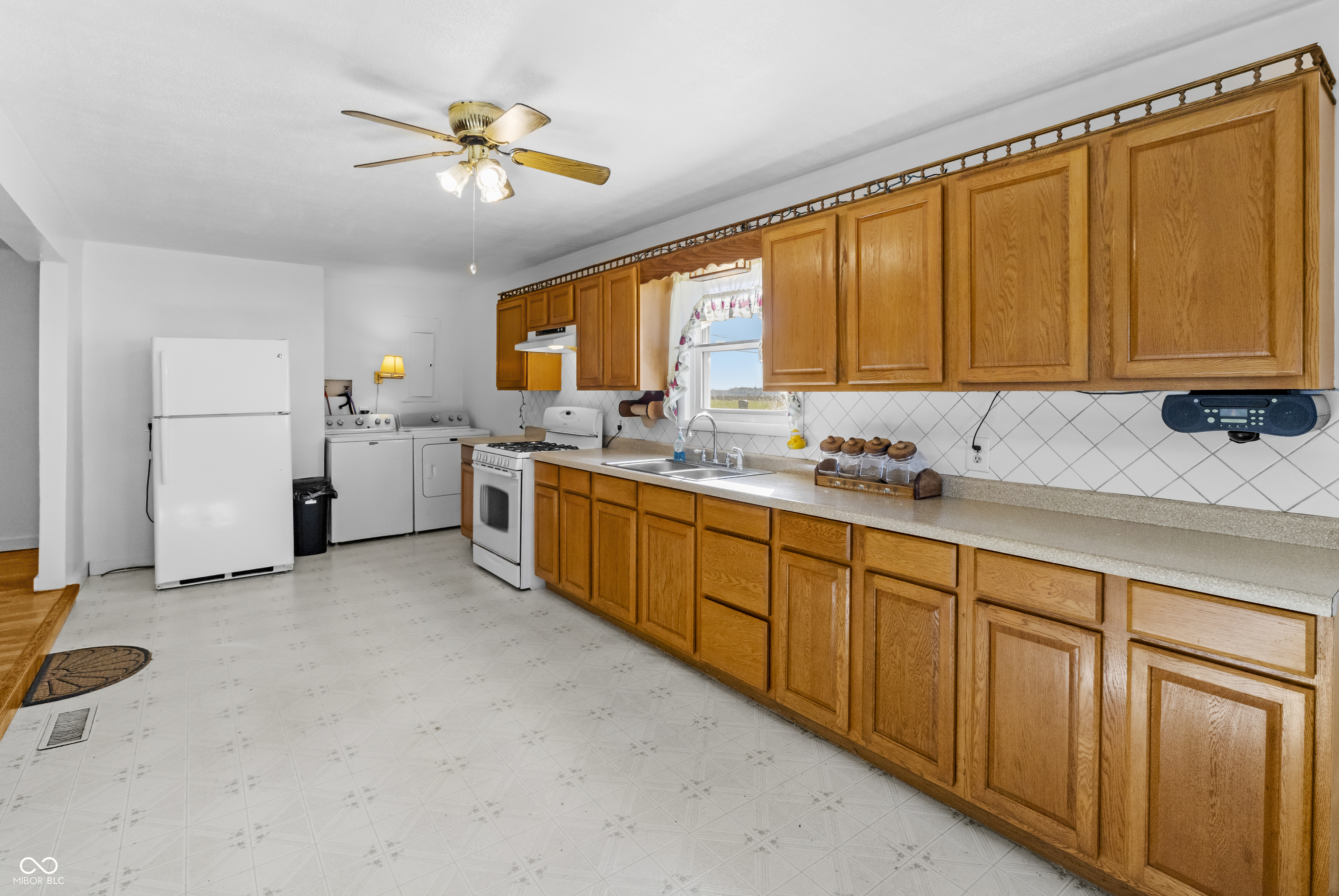1620 Jonesville Road Columbus, IN 47201 - Photo 23 of 32 Gallery Image 23