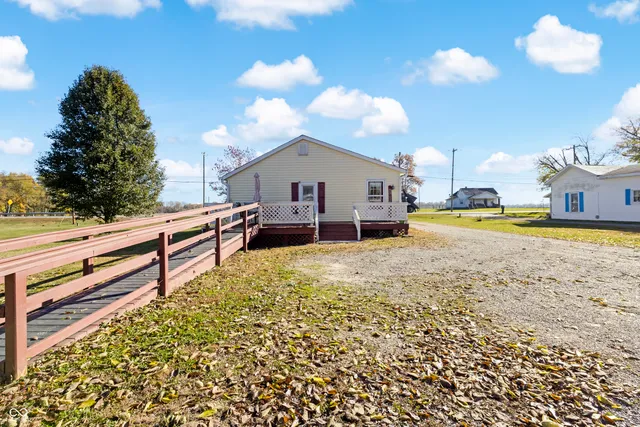 $152,000 | 1620 Jonesville Road, Columbus, IN 47201