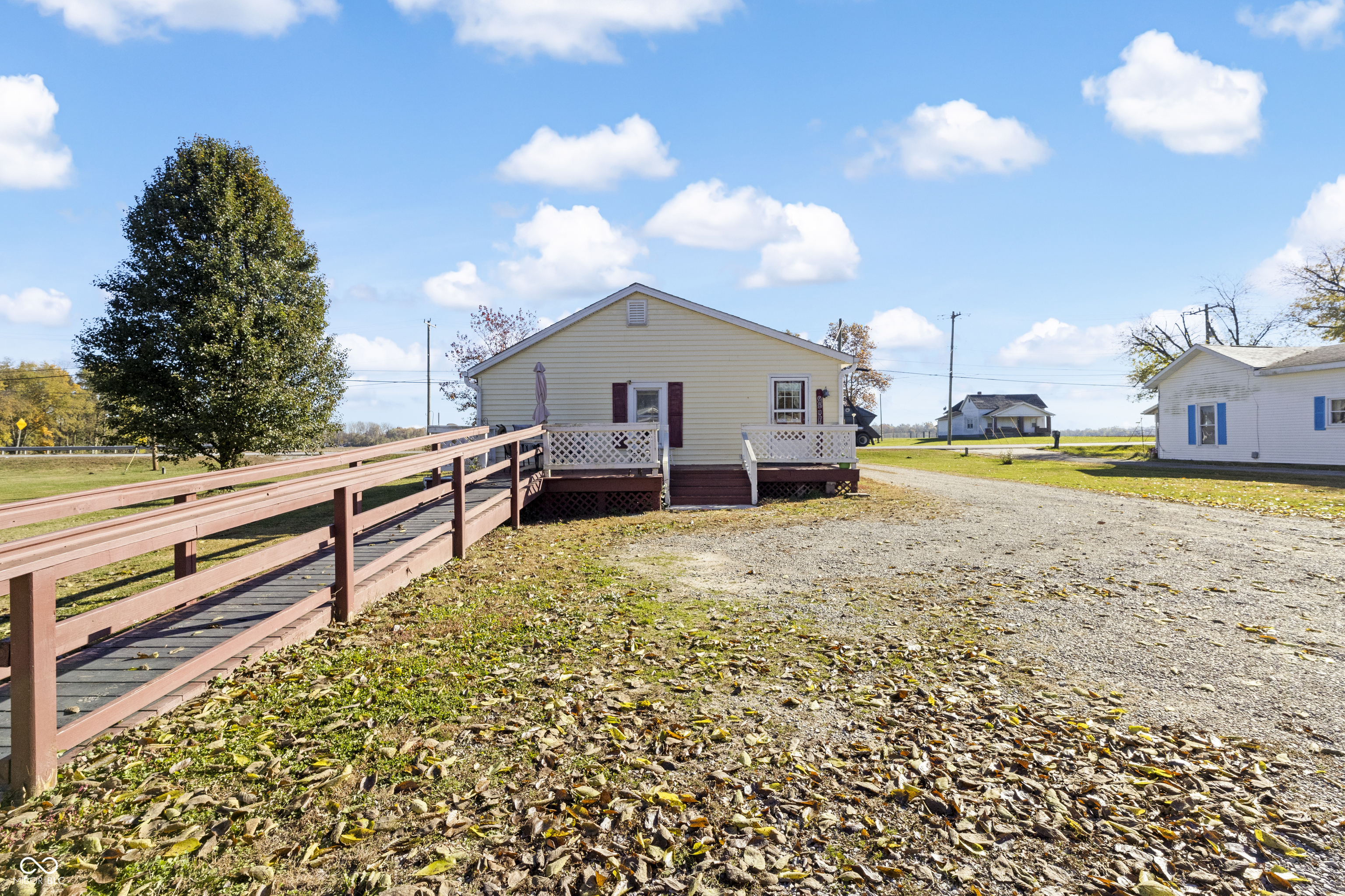 1620 Jonesville Road Columbus, IN 47201 - Photo 29 of 32 Gallery Image 29