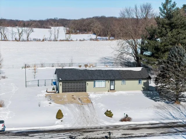 $435,000 | 4700 Holm Road, Oregon, WI 53575