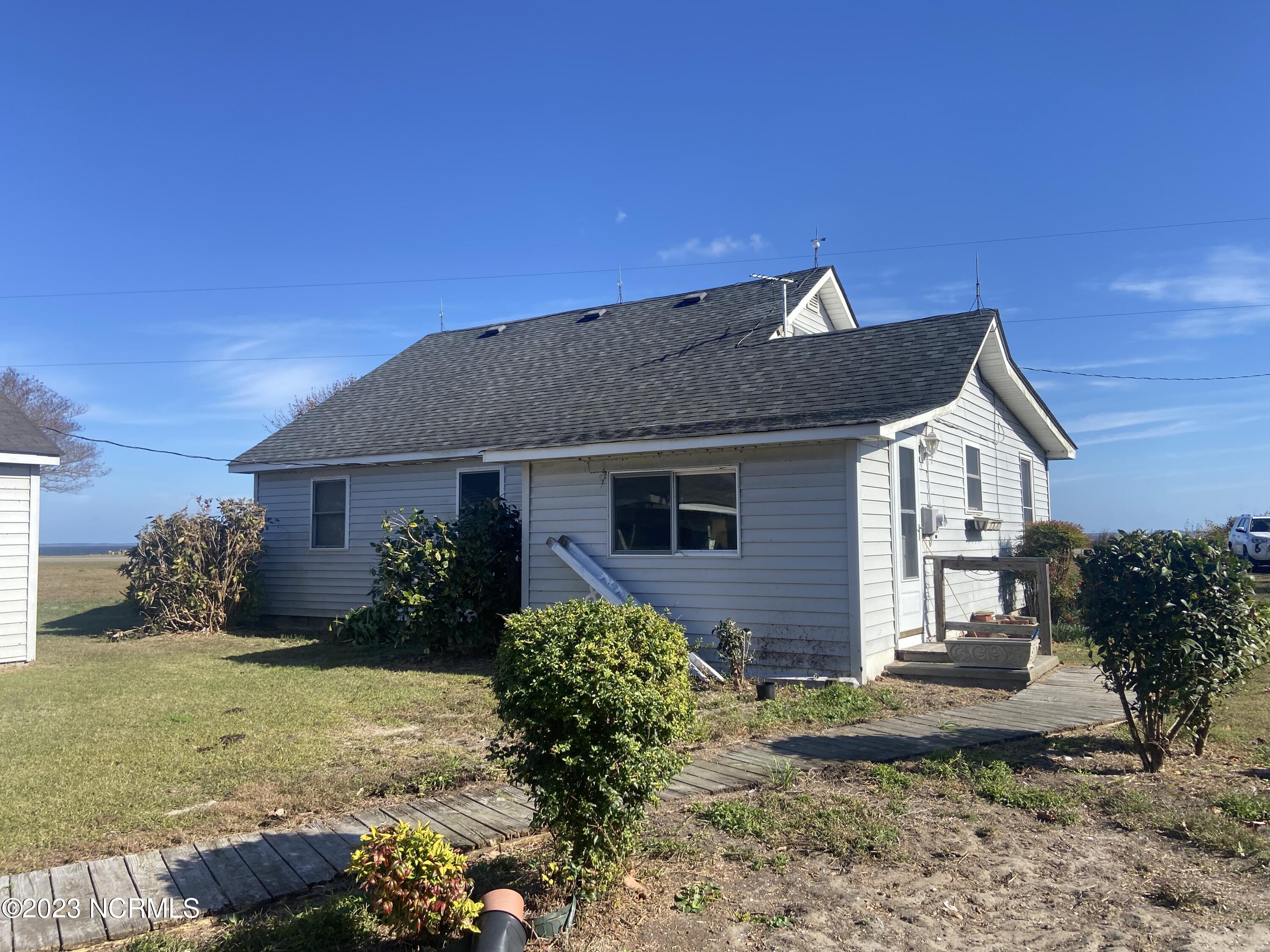 1127 Waterlily Road Coinjock, NC 27923 - Photo 2 of 4 6218D488-A898-4C7E-8245-AB007798BF79
