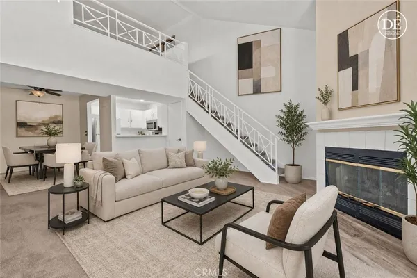 $460,000 | 23745 Del Monte Dr., Unit 152, Valencia, CA 91355