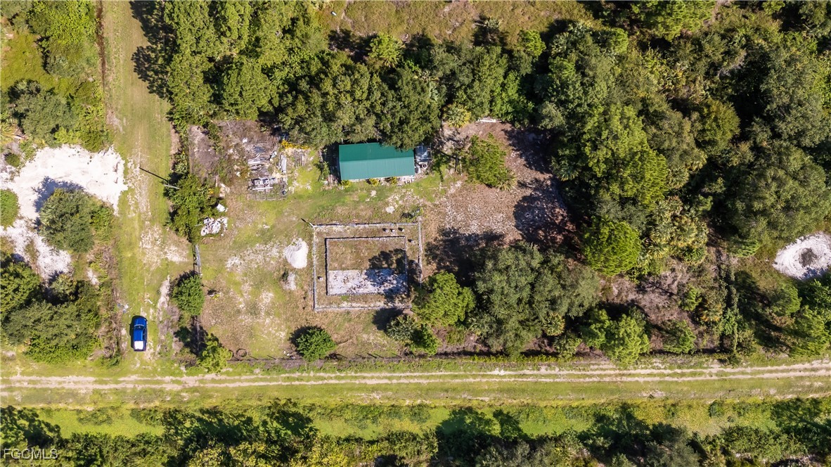 175 South Romero Street Clewiston, FL 33440 - Photo 15 of 19 a view of outdoor space with swimming pool
