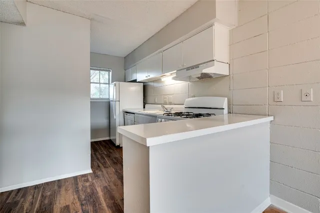 $750 | 311 East 31st Street, Unit 303A, Austin, TX 78705