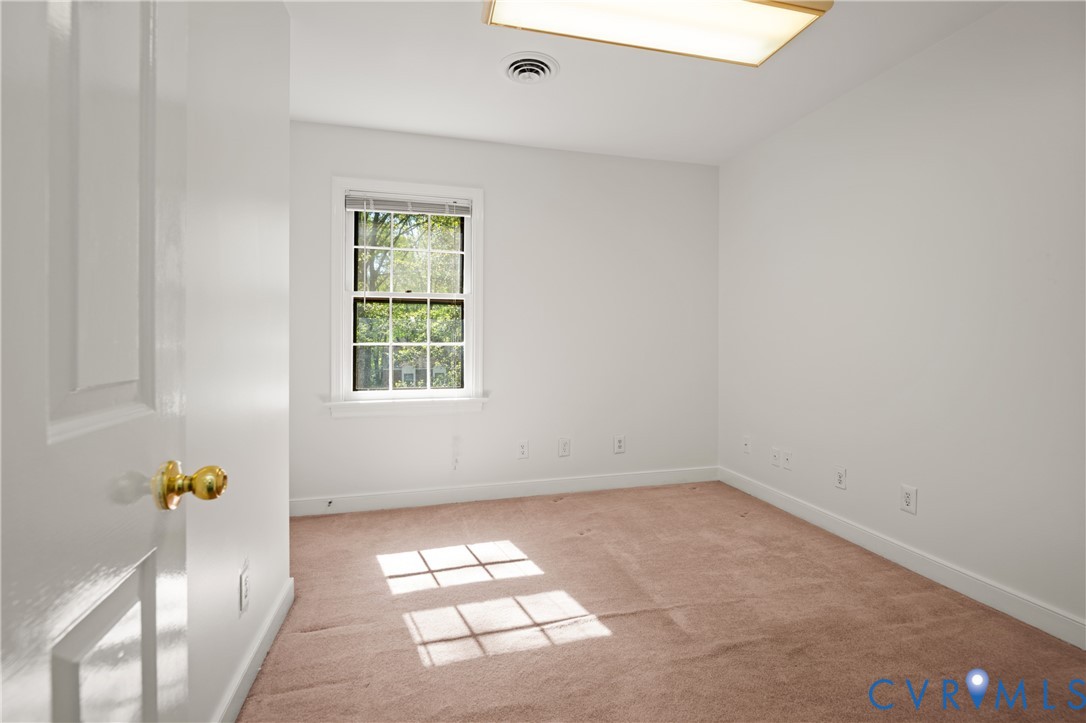 4407 Ketcham Drive Chesterfield, VA 23832 - Photo 17 of 37