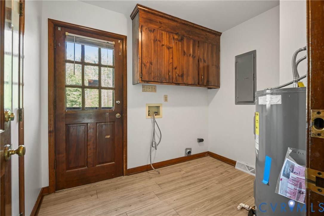 4407 Ketcham Drive Chesterfield, VA 23832 - Photo 23 of 37 a view of empty room with wooden floor and fan