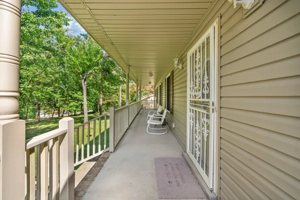 $550,000 | 1038 Phillip Drive, Portland, TN 37148