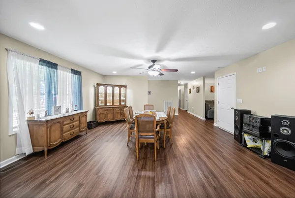 $550,000 | 1038 Phillip Drive, Portland, TN 37148