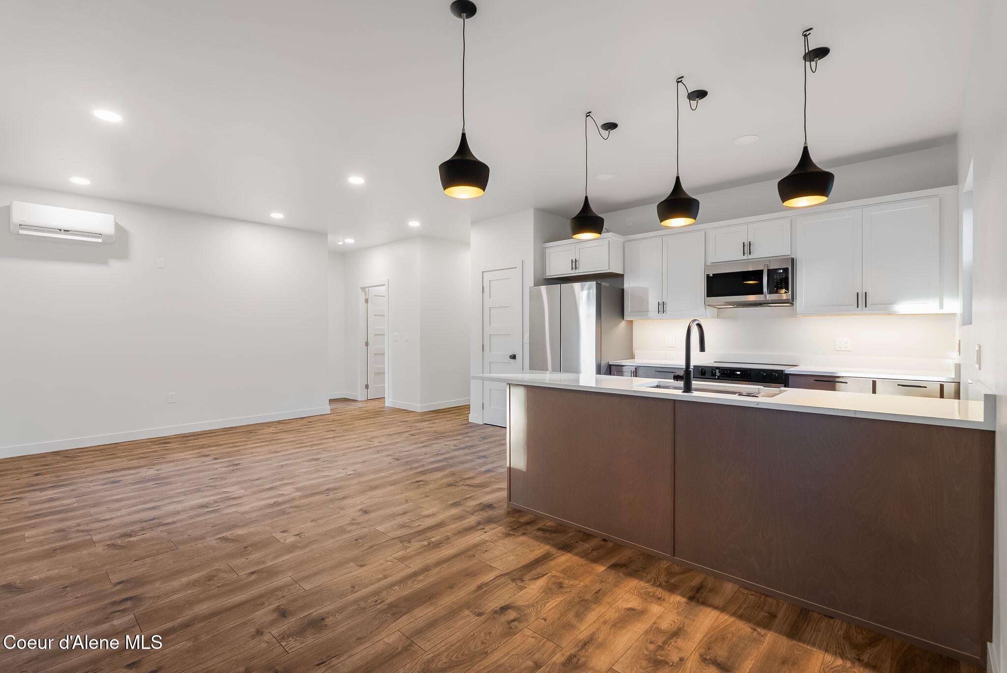 1721 Larch Street Sandpoint, ID 83864 - Photo 12 of 26 15_DSC04396