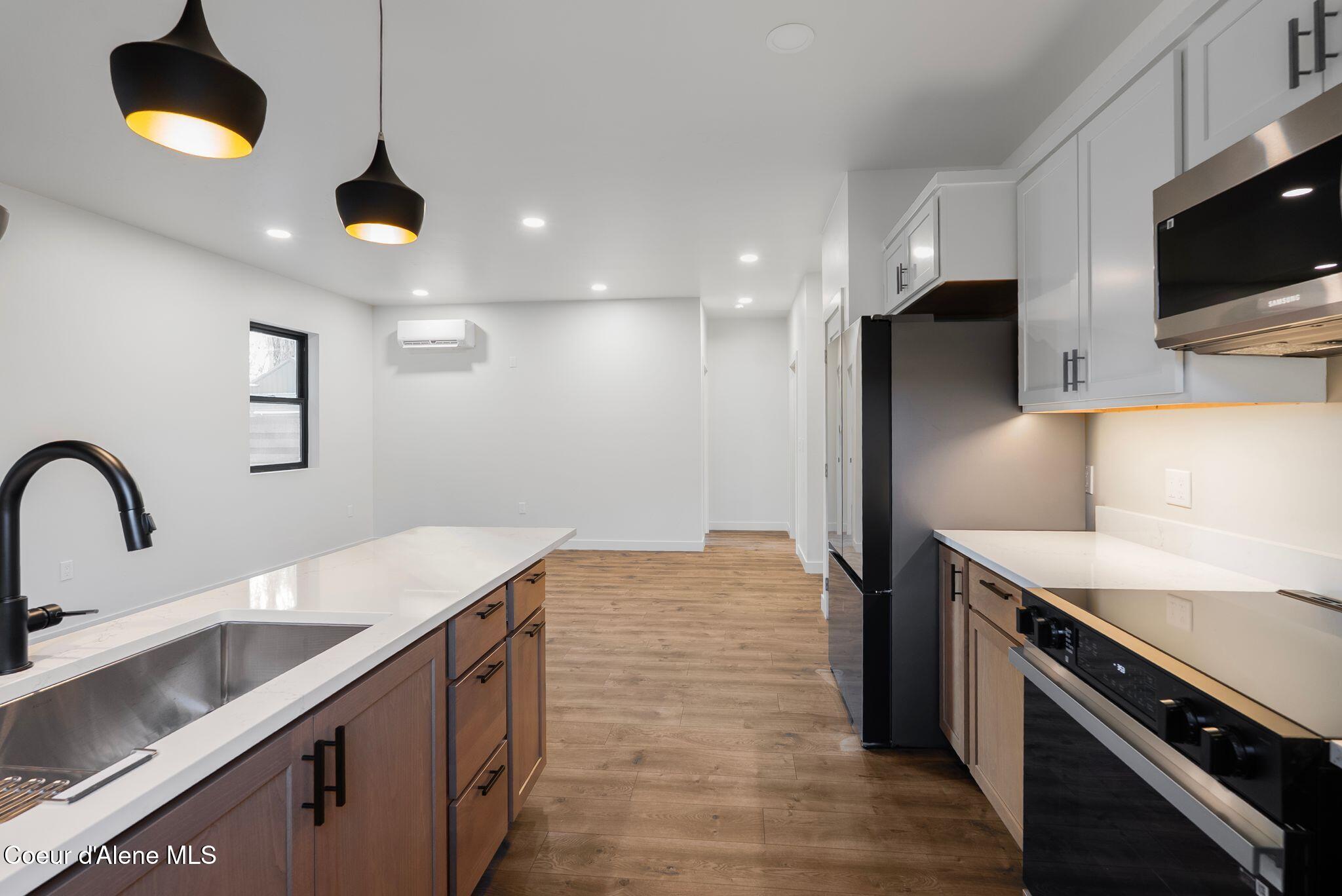 1721 Larch Street Sandpoint, ID 83864 - Photo 15 of 26 14_DSC04386