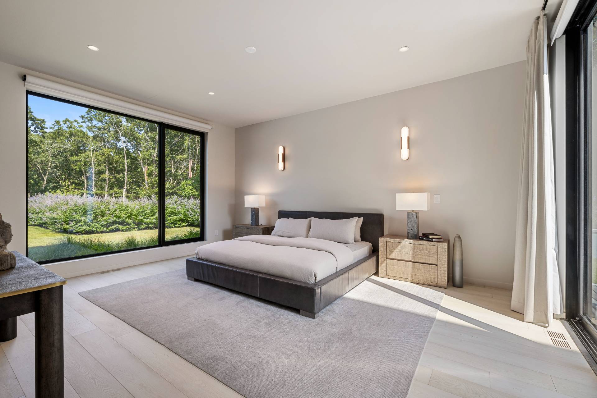 220 2 Holes Water Road East Hampton, NY 11937 - Photo 21 of 30