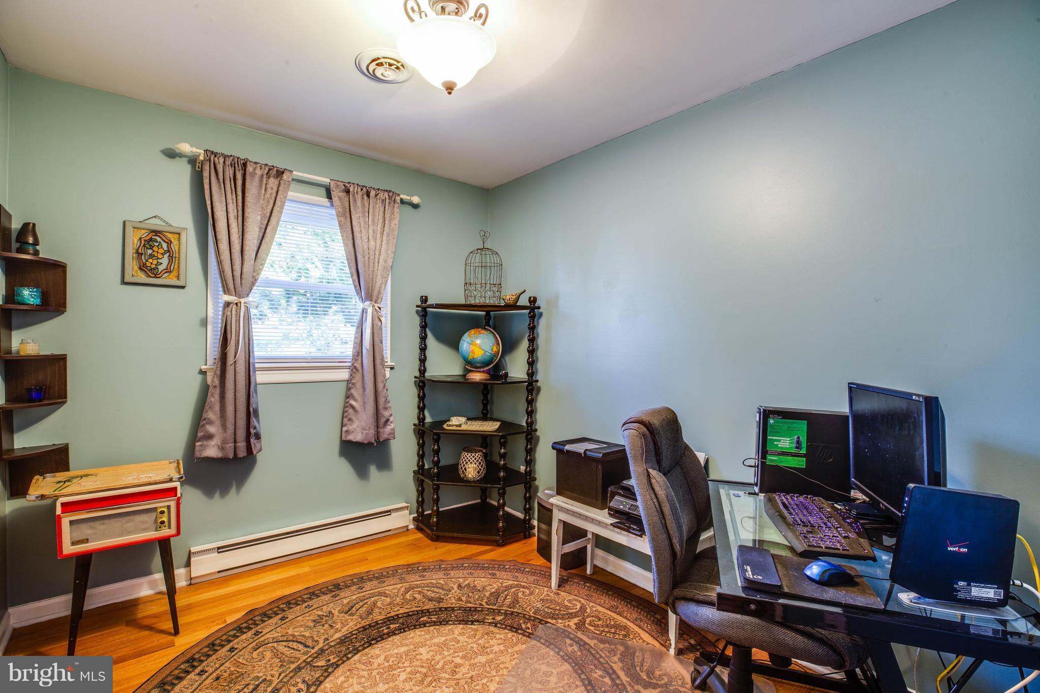 111 Sandy Ridge Road Fredericksburg, VA 22405 - Photo 14 of 29 2nd Bedroom (upstairs)