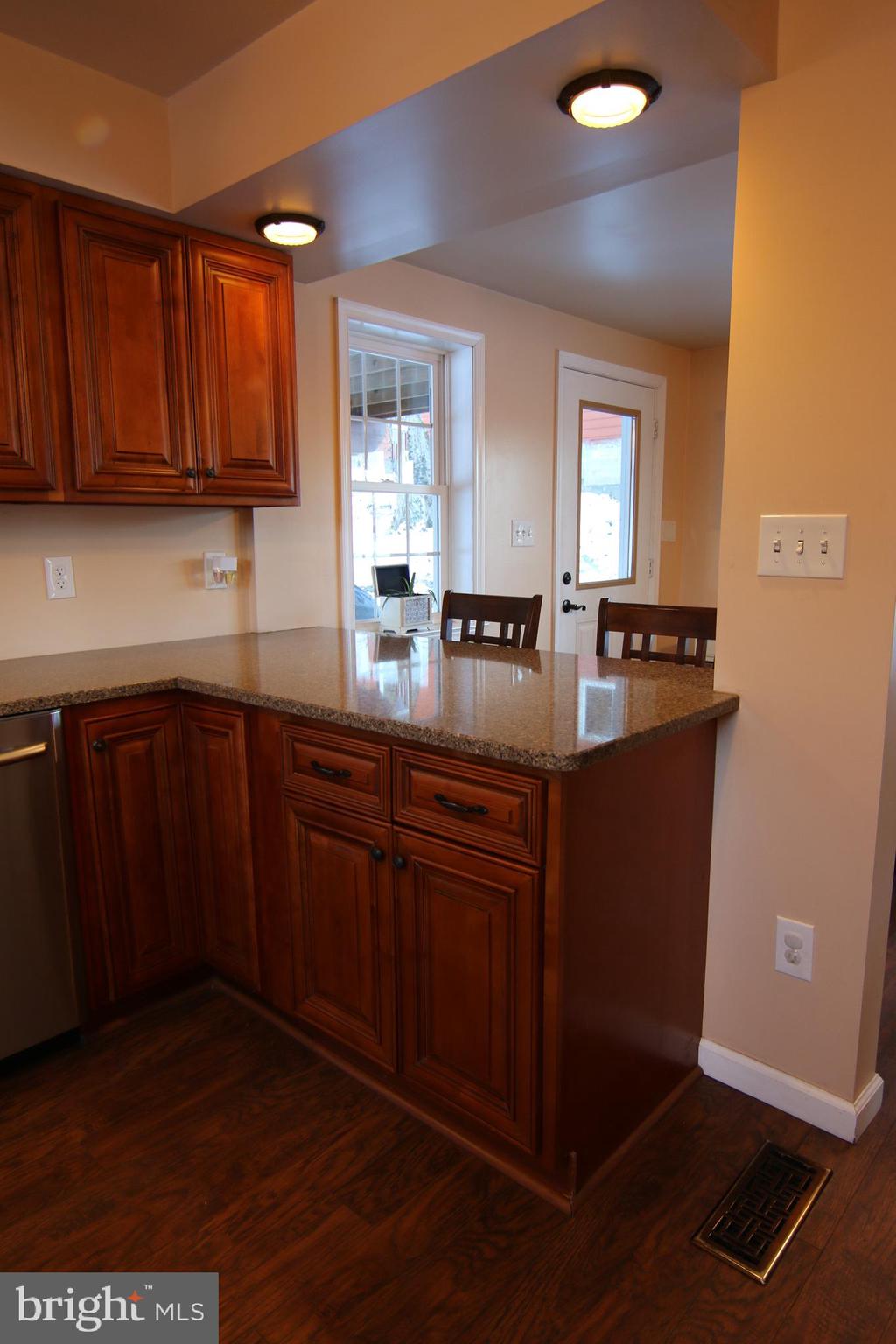 1978 River Road Middletown, PA 17057 - Photo 10 of 36 Gallery Image 10
