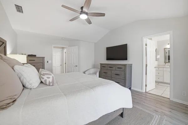 $7,800 | 2281 Southeast 11th Street, Pompano Beach, FL 33062