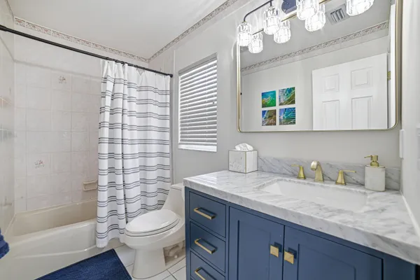 $7,800 | 2281 Southeast 11th Street, Pompano Beach, FL 33062