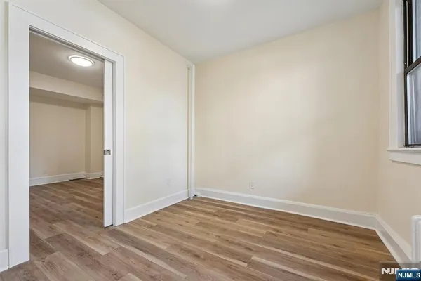 $1,950 | 7 Bender Place, Unit 3, Cliffside Park, NJ 07010