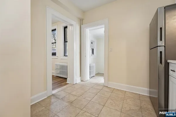 $1,950 | 7 Bender Place, Unit 3, Cliffside Park, NJ 07010