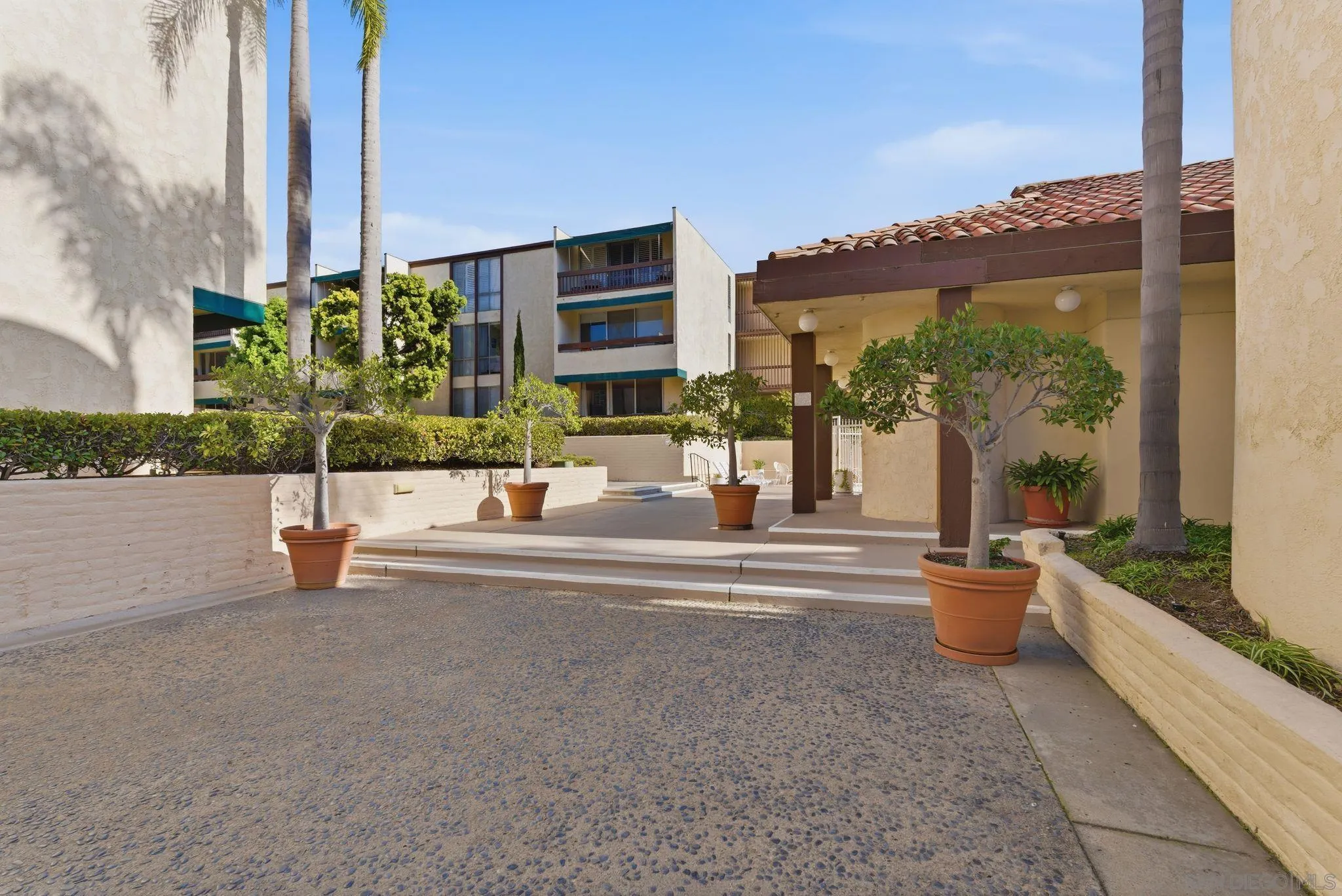 6455 La Jolla Boulevard, Unit 206 La Jolla, CA 92037 - Photo 22 of 24 a view of building with street view