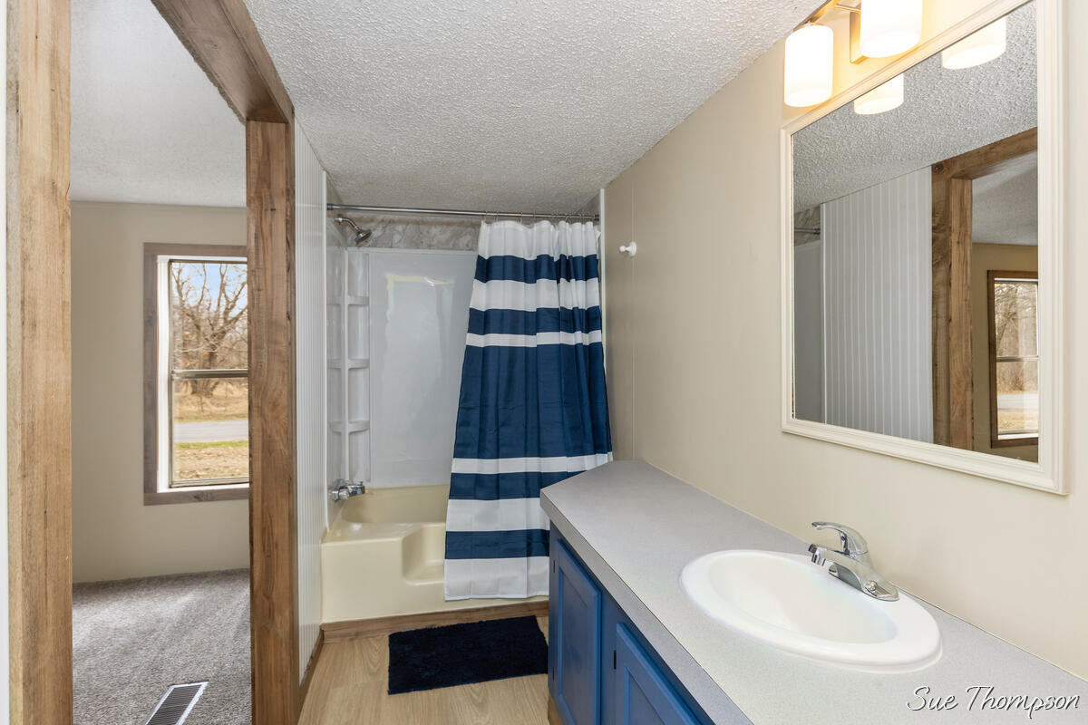 3216 Lakeside Drive Stanton, MI 48888 - Photo 14 of 25 3216-Lakeside_014