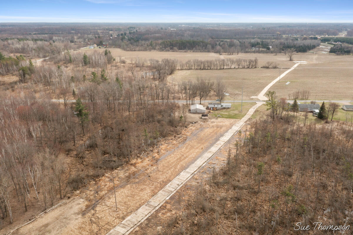 3216 Lakeside Drive Stanton, MI 48888 - Photo 23 of 25 3216-Lakeside_203