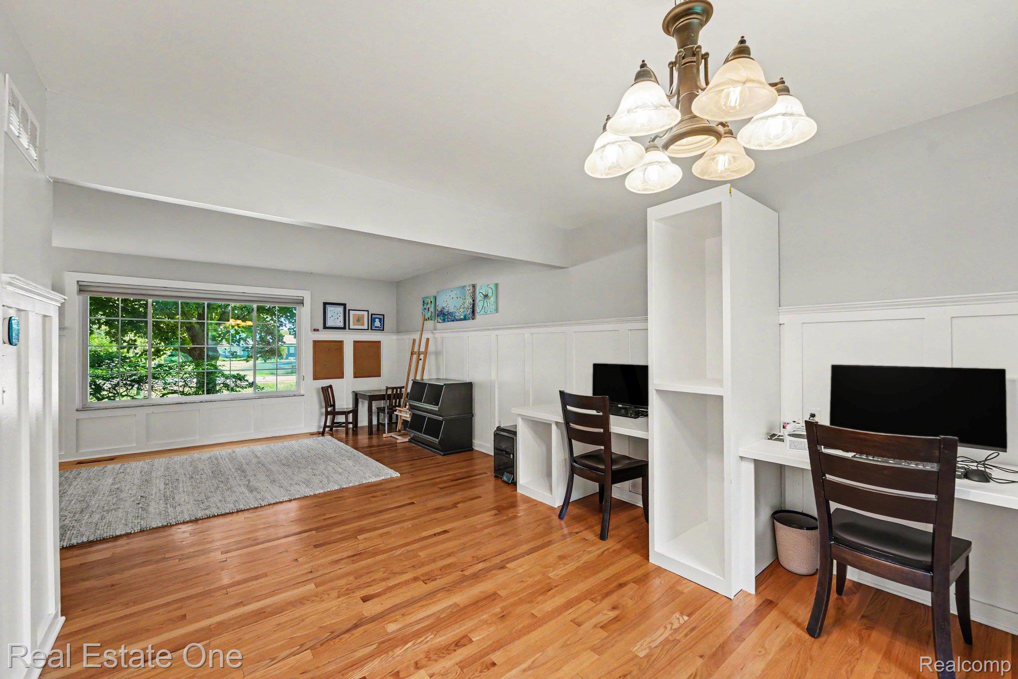 2242 West Wattles Road Troy, MI 48098 - Photo 12 of 30 013_dsc00706_304.jpg