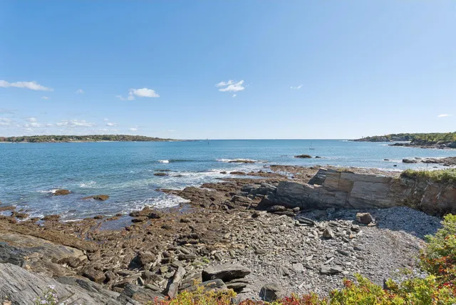 $8,000,000 | 1 Channel Road, South Portland, ME 04106