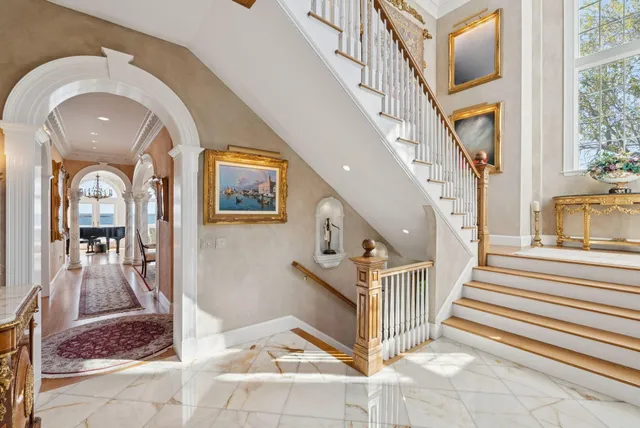 $8,000,000 | 1 Channel Road, South Portland, ME 04106