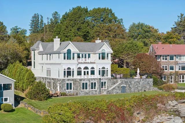 $8,000,000 | 1 Channel Road, South Portland, ME 04106