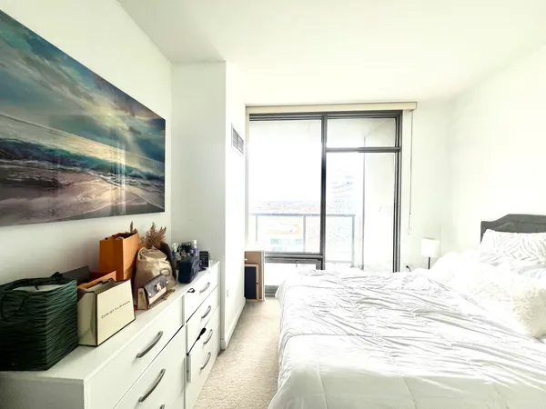 $2,550 | 100 East 14th Street, Unit 2108, Chicago, IL 60605