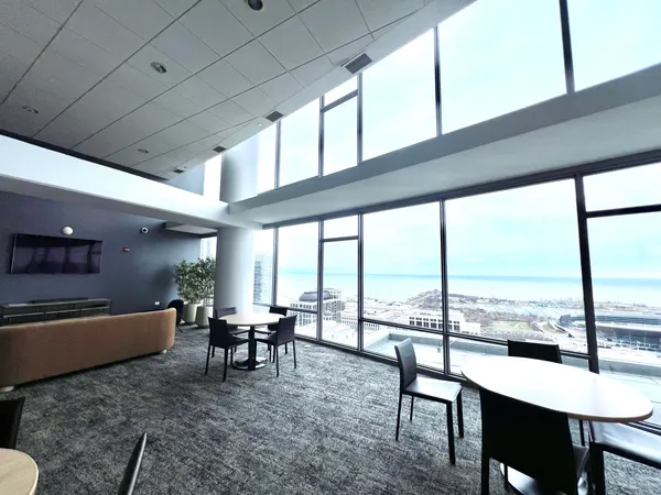 $2,550 | 100 East 14th Street, Unit 2108, Chicago, IL 60605