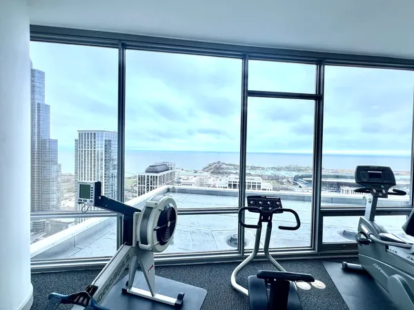 $2,550 | 100 East 14th Street, Unit 2108, Chicago, IL 60605