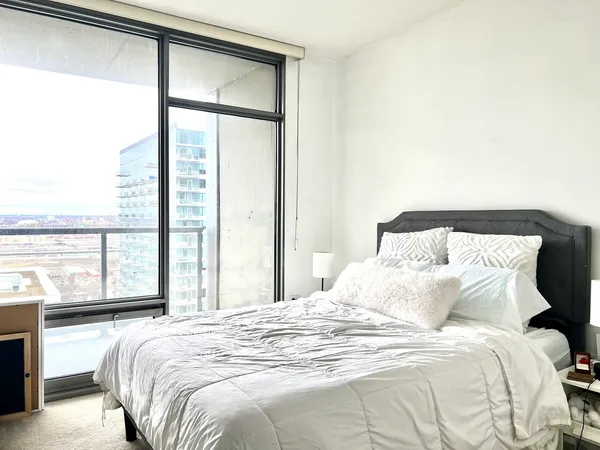 $2,550 | 100 East 14th Street, Unit 2108, Chicago, IL 60605