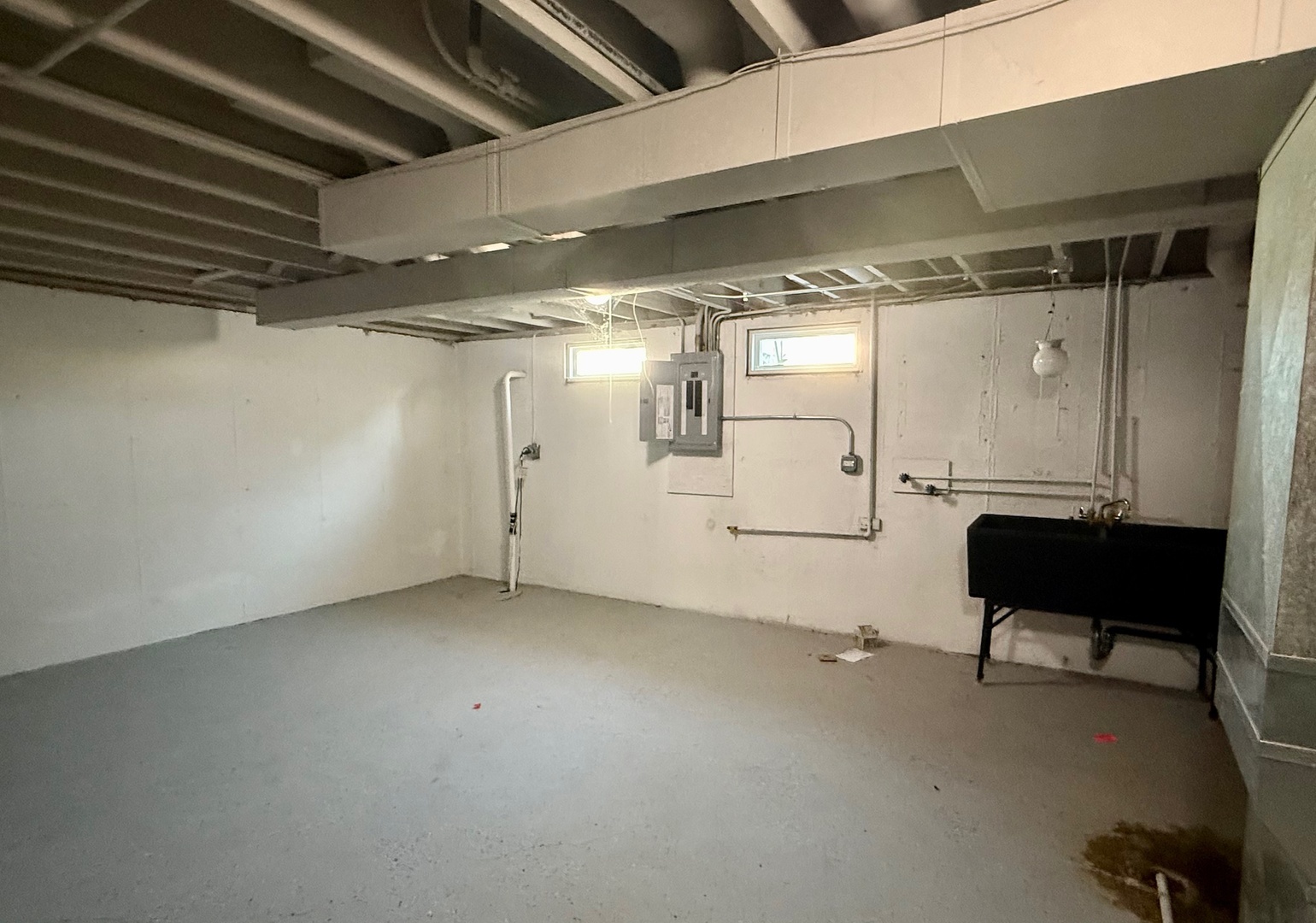 2958 191st Street Lansing, IL 60438 - Photo 14 of 25 a view of an empty room