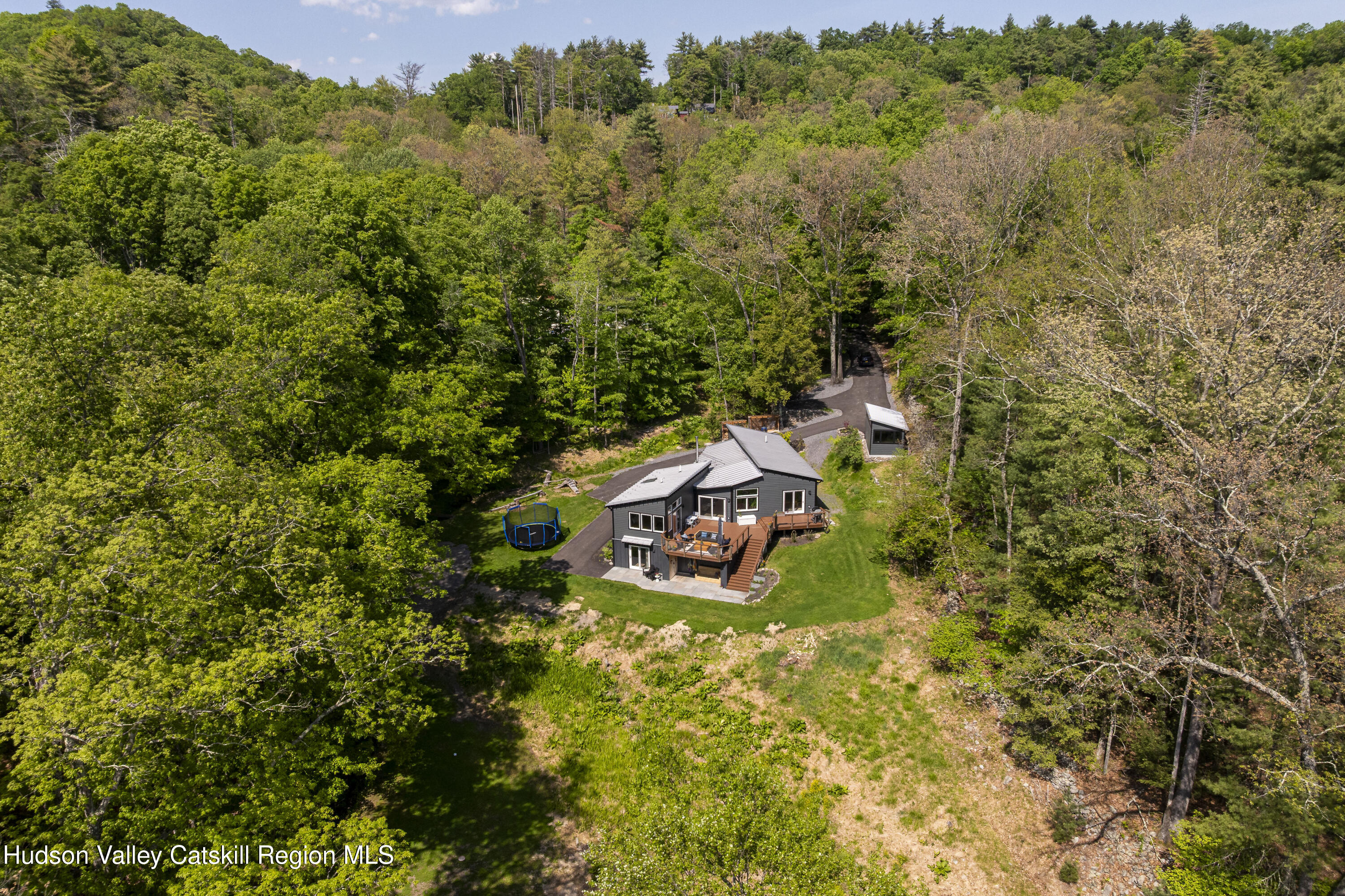 201 Johnson Hill Road Kingston, NY 12401 - Photo 29 of 39 27