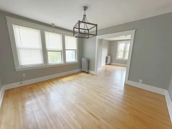 $950,000 | 15 Circuit Avenue East, Worcester, MA 01603